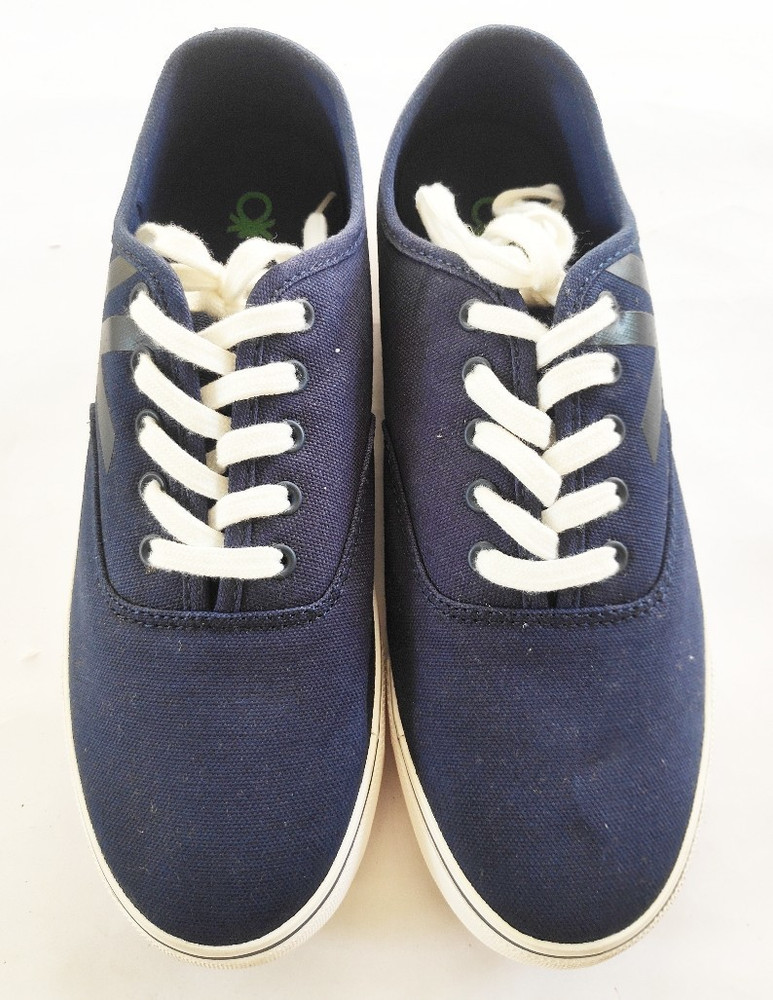 Benetton sales blue sneakers