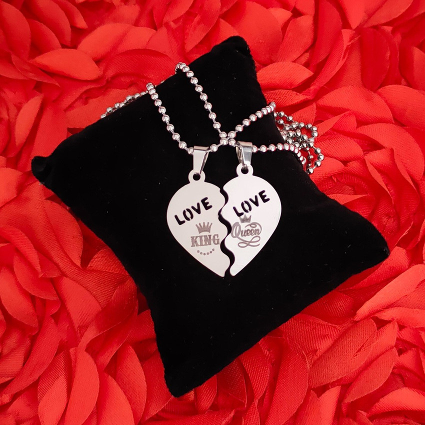 M Men Style King Queen Heart Pendant for Girlfriend and Boyfriend