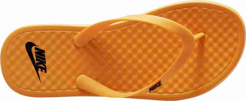 Women's nike best sale solay flip flops