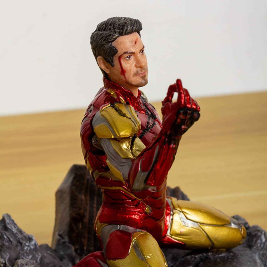 RVM Toys Tony Stark Iron Man Snap Fingers Action Figure 14 cm for