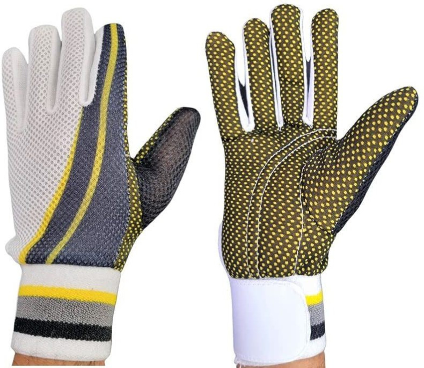 Goalkeeper gloves flipkart on sale