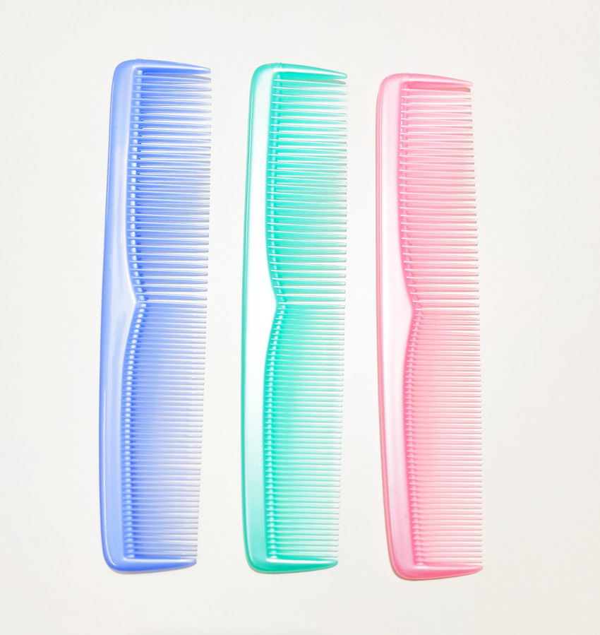 Plastic deals hair combs
