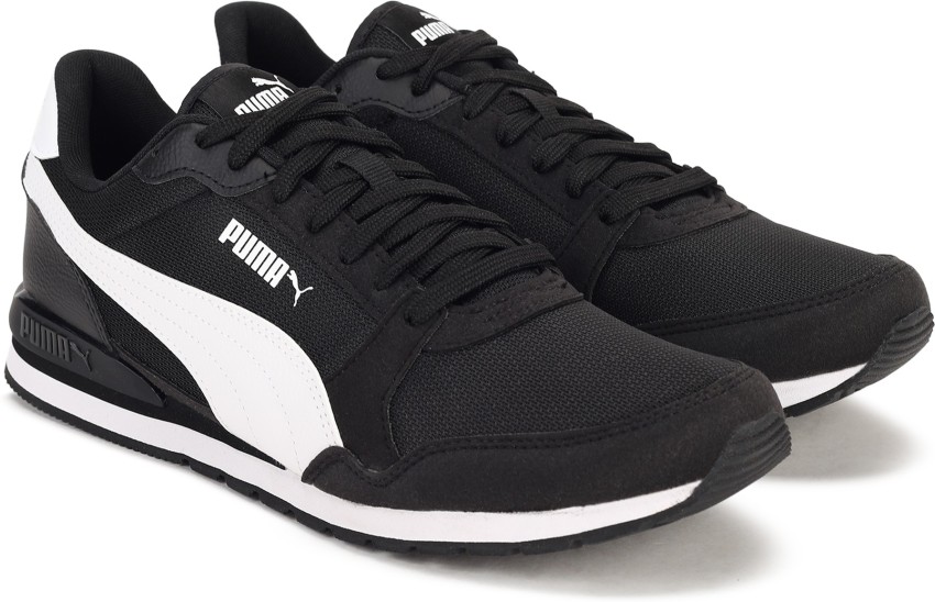PUMA ST Runner v3 Mesh Running Shoes For Men - Buy PUMA ST Runner v3 Mesh  Running Shoes For Men Online at Best Price - Shop Online for Footwears in  India