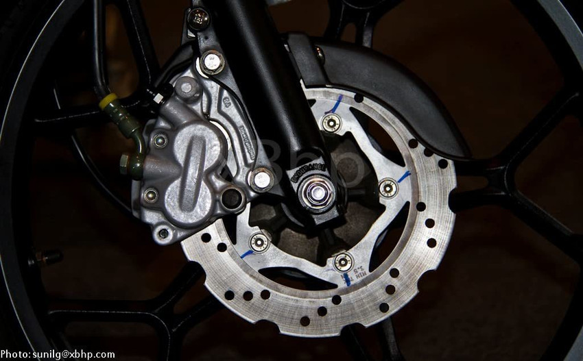 Discover 125 disc brake discount price