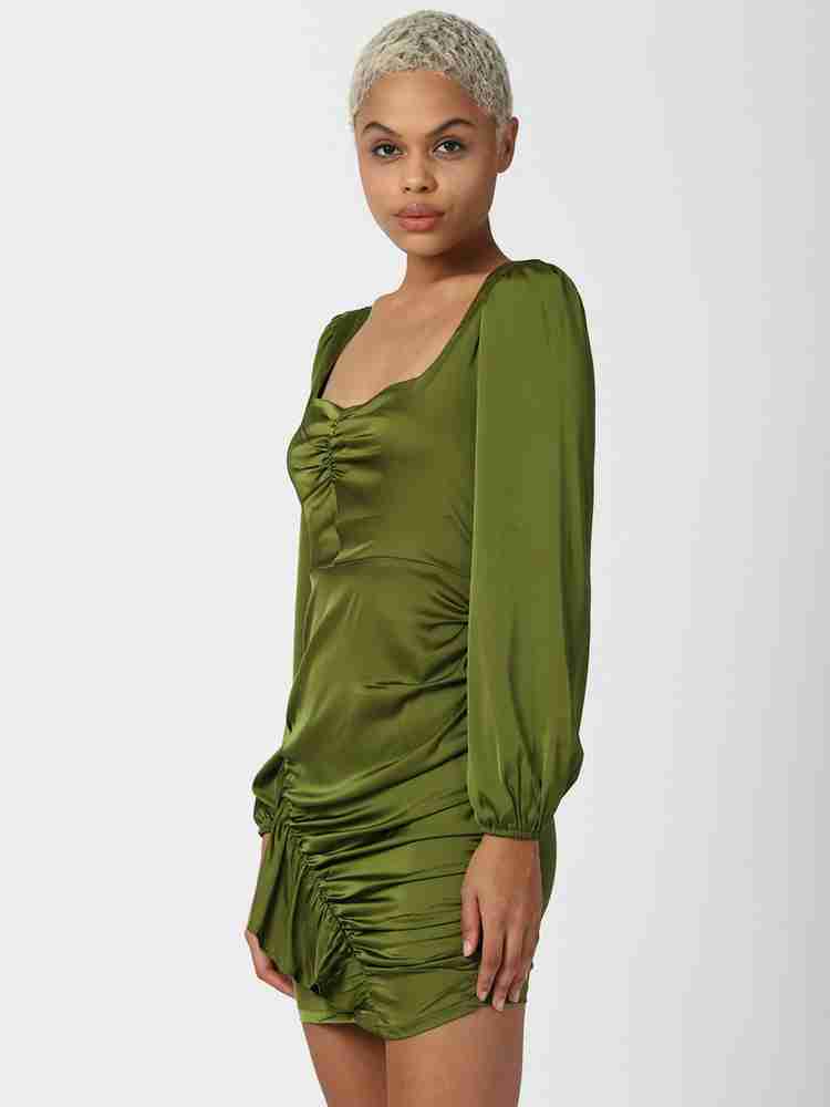 Green velvet dress forever 21 hot sale