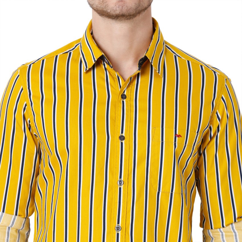 Mufti store yellow shirt