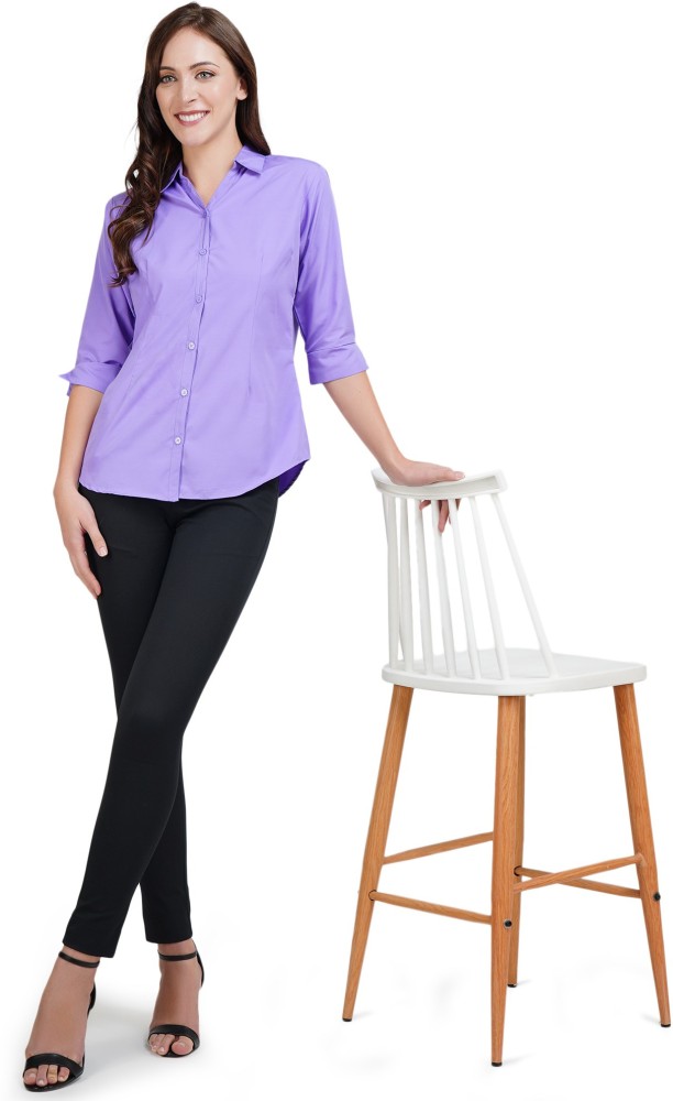 What Color Pants To Wear With Purple Shirt For Women?
