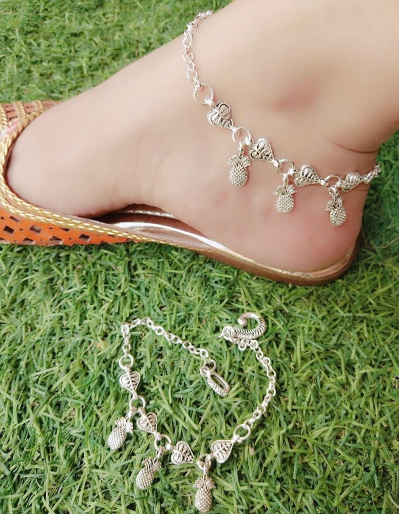 Anklet deals payal feet