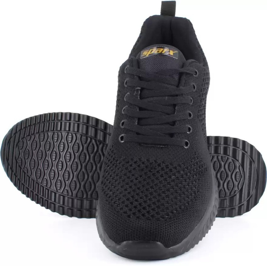 Z black hotsell sports shoes