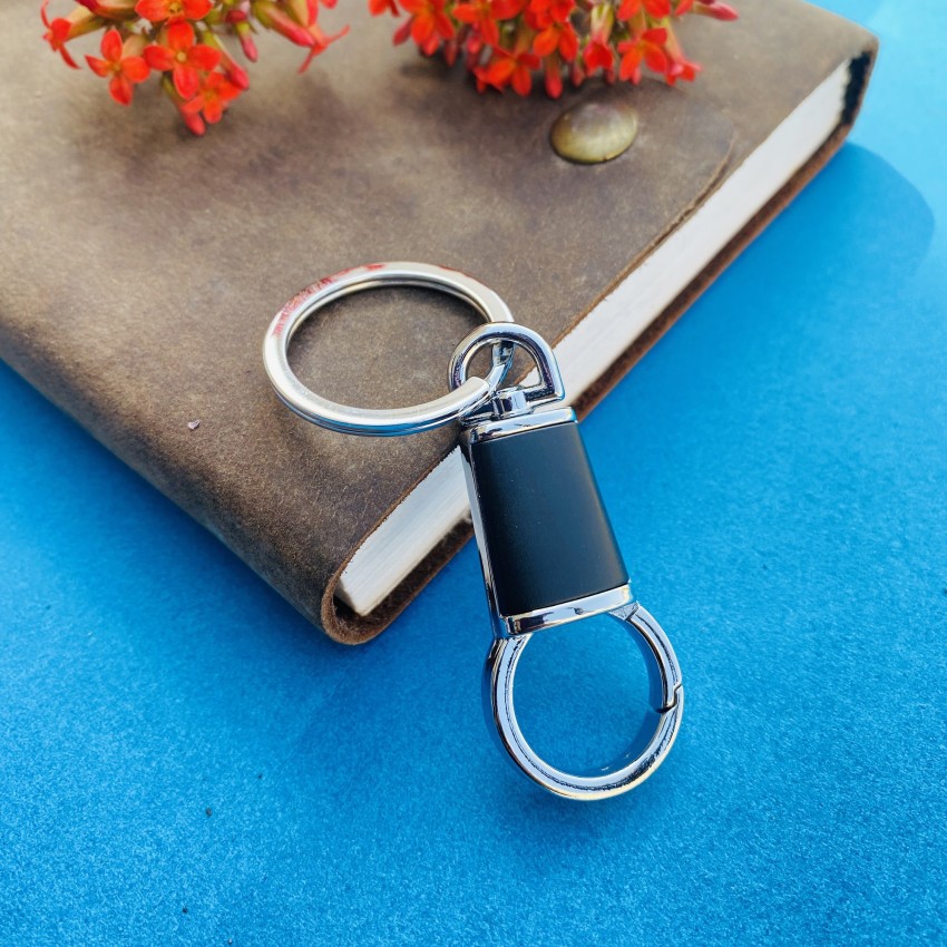 1pc Multifunctional Metal Keychain With Rotating Clip, Bottle