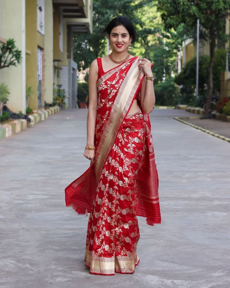 Latest saree design flipkart sale