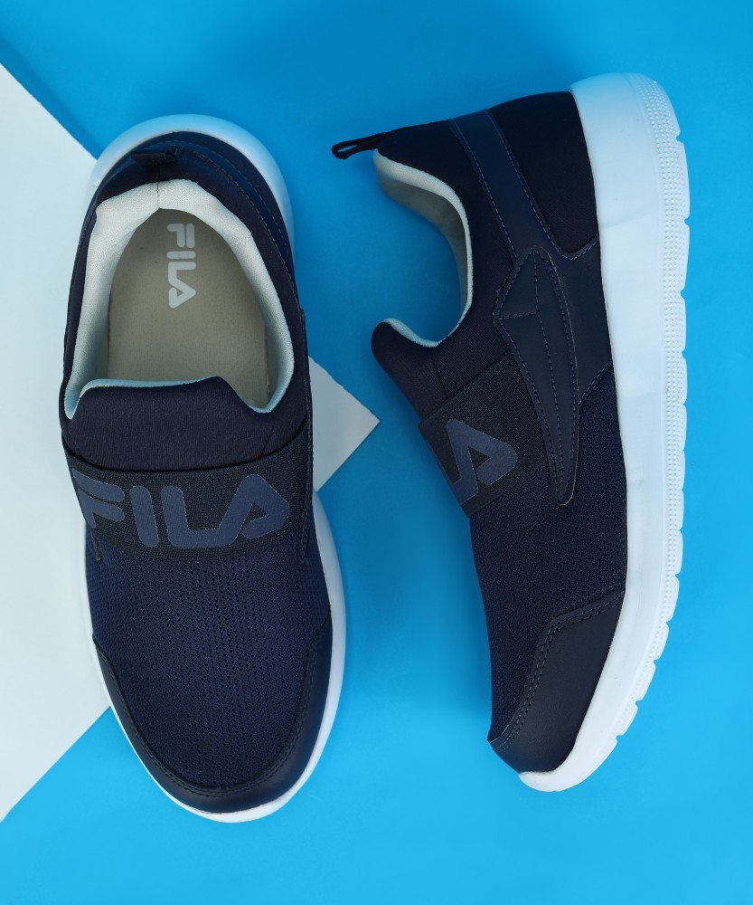 Stores that carry clearance fila