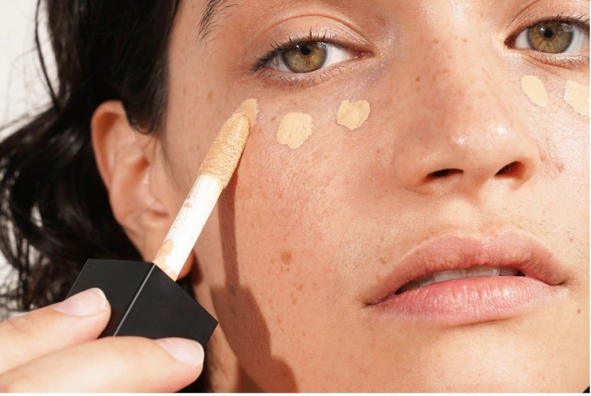 Now women are getting their dark circles TATTOOED away with permanent  concealer  Daily Mail Online
