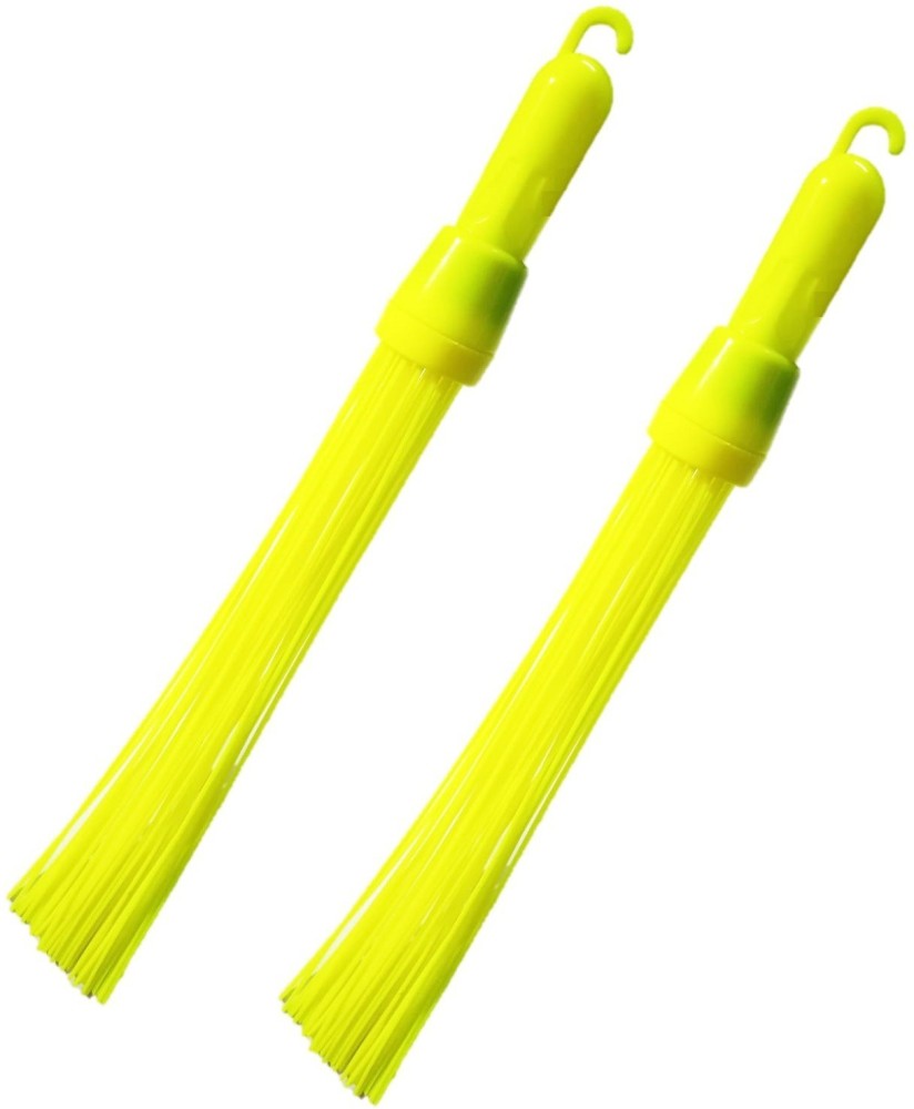 https://rukminim2.flixcart.com/image/850/1000/l1ch4sw0/broom-brush/4/f/4/2-plastic-broom-bathroom-cleaning-broom-garden-roof-cleaning-wet-original-imagcxrs4vm2h4dq.jpeg?q=90