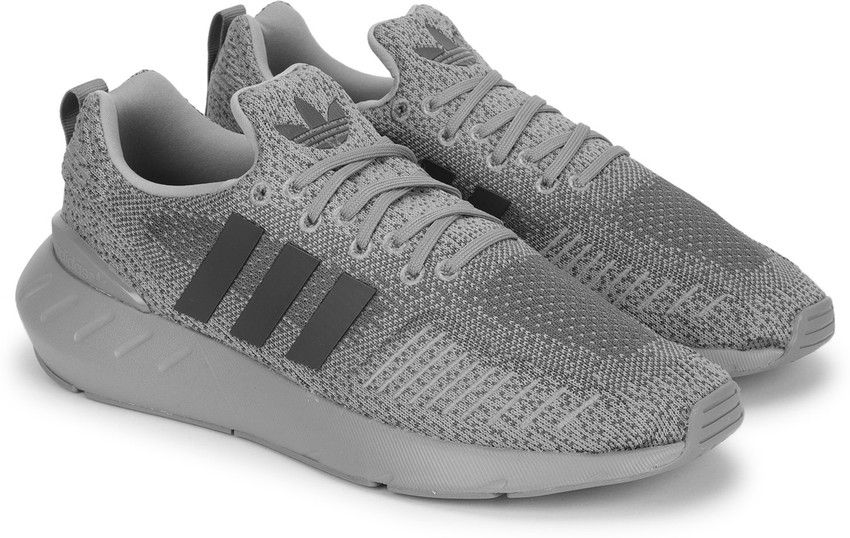 Men's adidas swift store run grey black