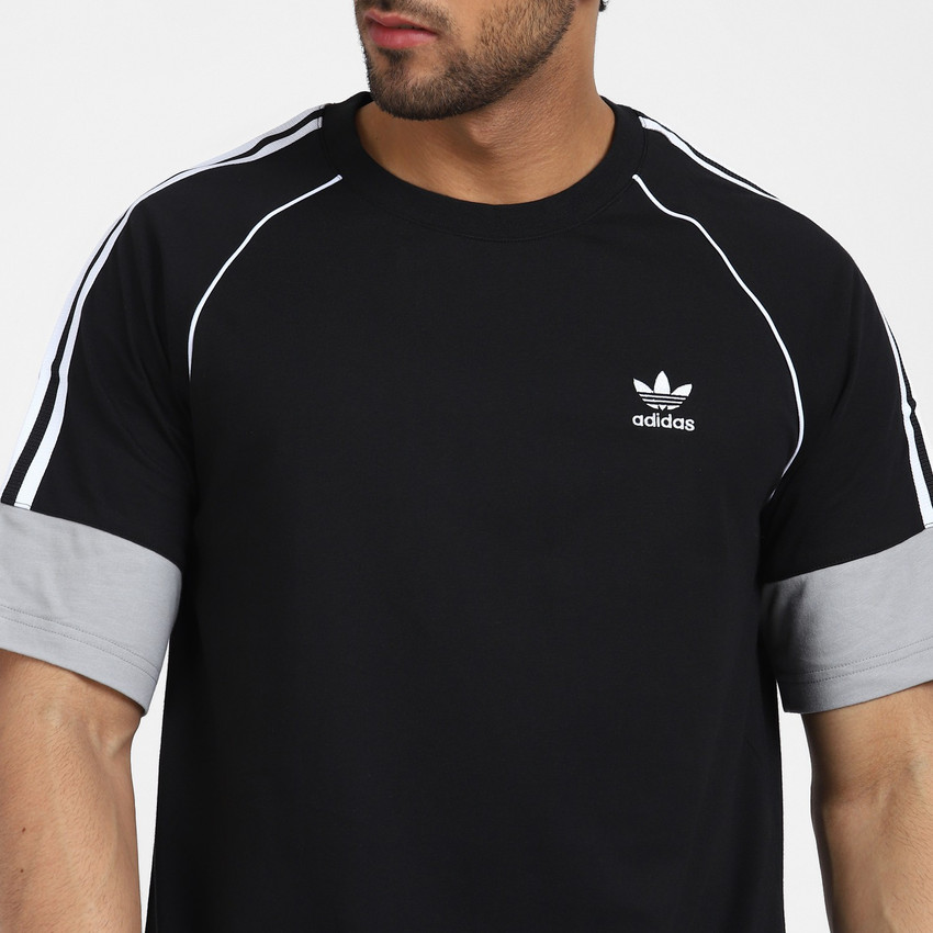 T shirt adidas store noir et blanc