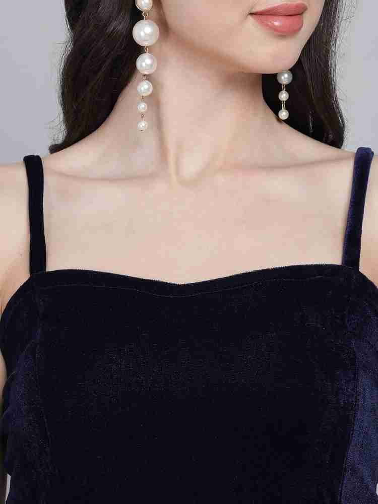 Navy blue dress with pearl necklace shop