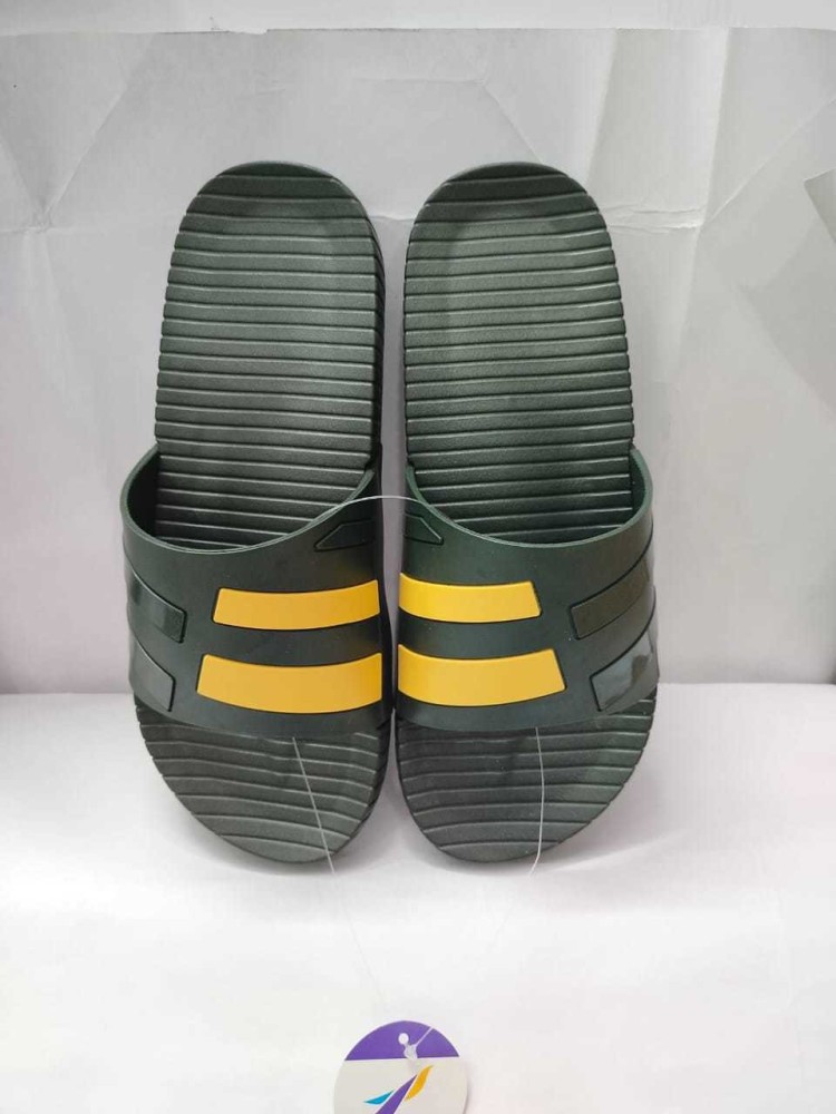 Adidas duramo sales slide slippers flipkart