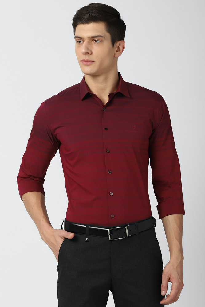 Maroon van new arrivals