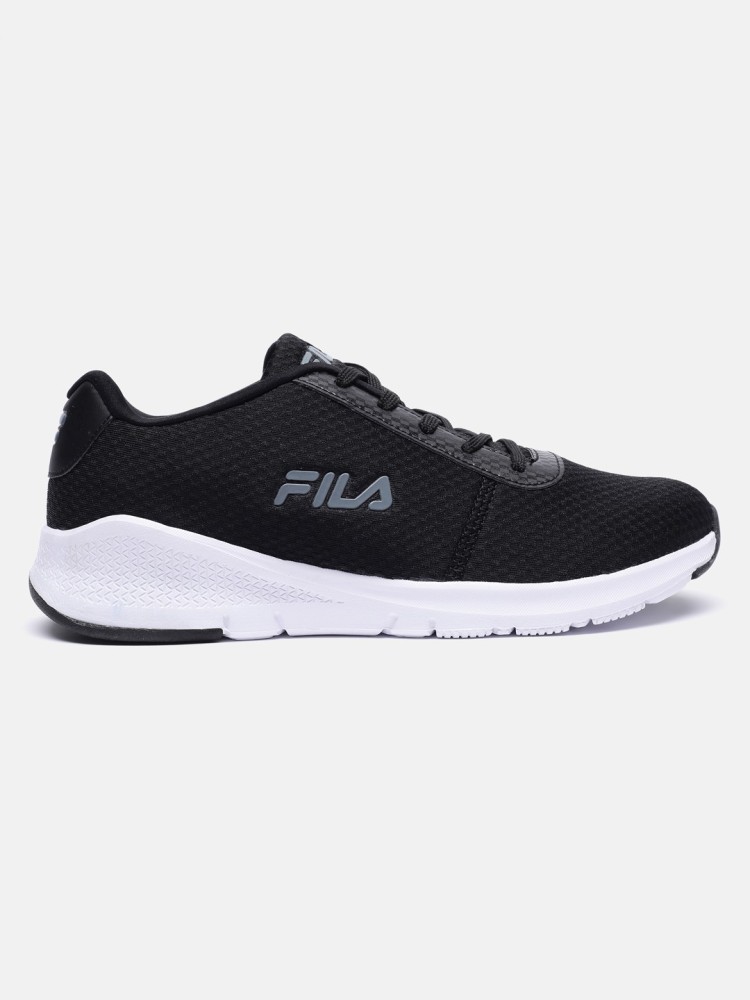 Fila men black store neptune ii casual shoes