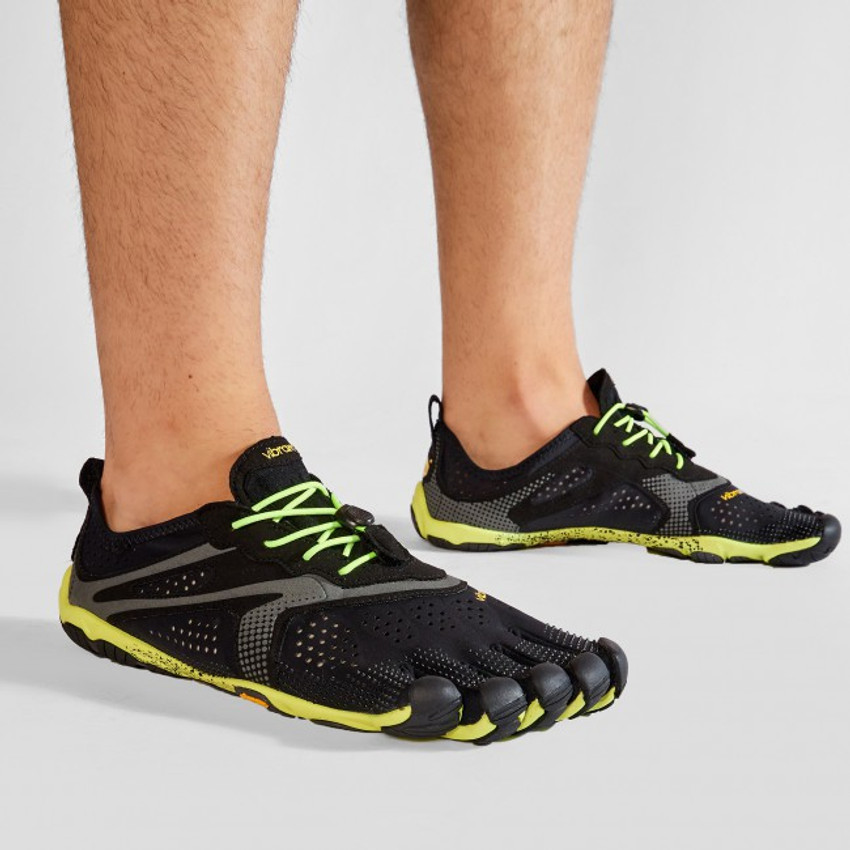 Five finger shoes flipkart online