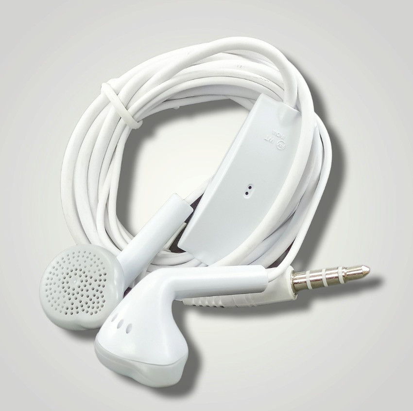 Latency of wired headphones store