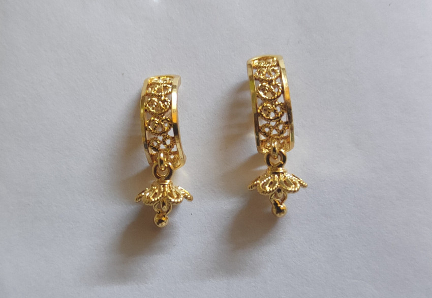 New model deals gold stud