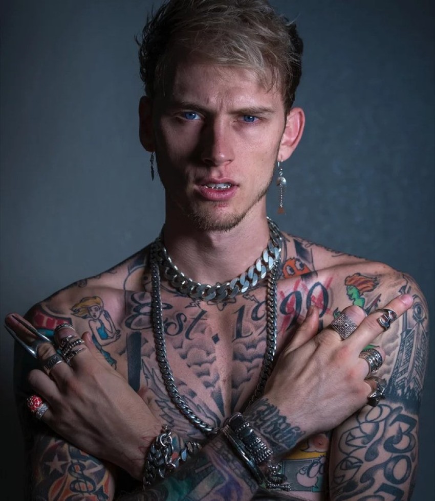 Mgk wallpaper by savagebishxx  Download on ZEDGE  124e