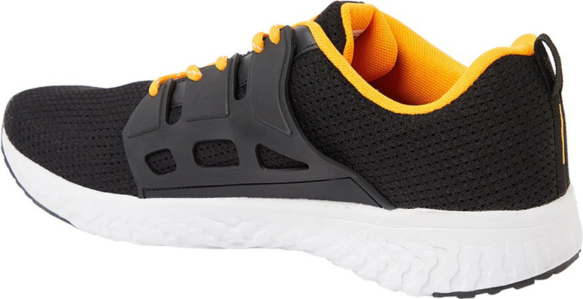 Lotto men discount black running shoes