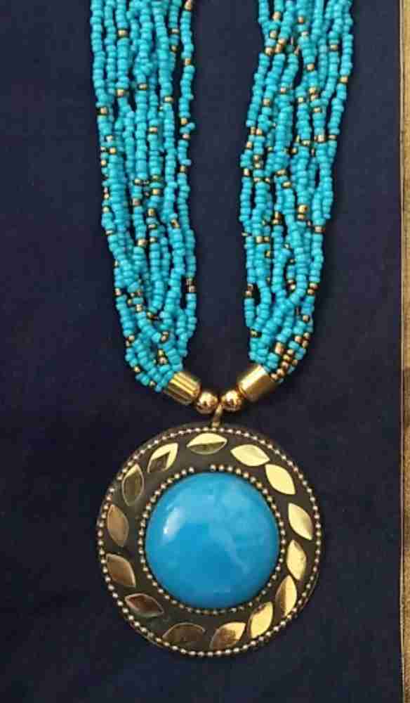 Beautiful world necklace deals