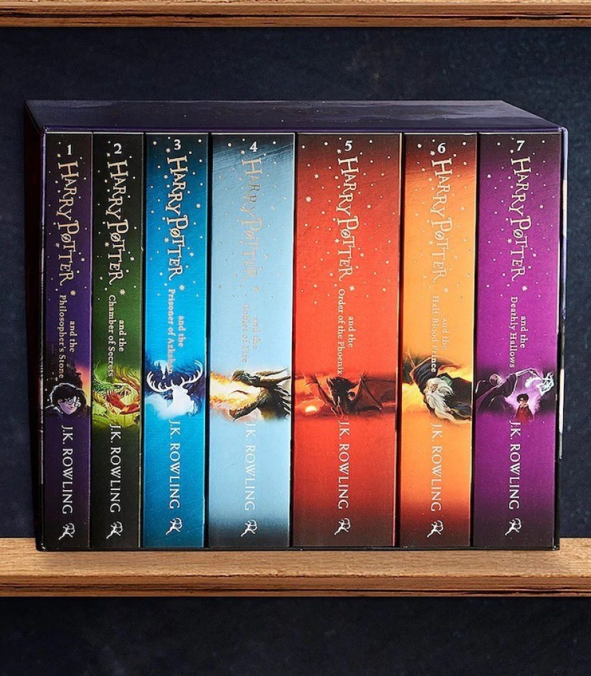 Harry Potter Box Set - Seven Pcs Set Of Harry Potter: Buy Harry Potter Box  Set - Seven Pcs Set Of Harry Potter by J.K Rowling at Low Price in India