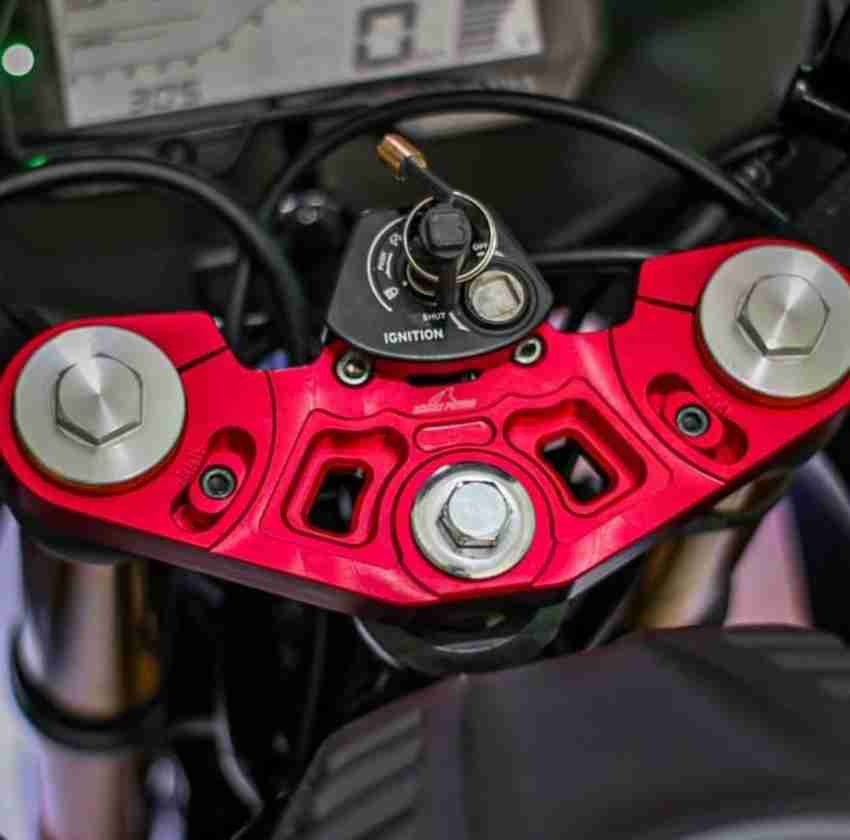 Triple clamp deals r15 v3
