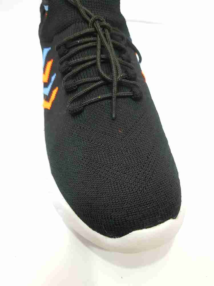 Rigid store sole sneakers
