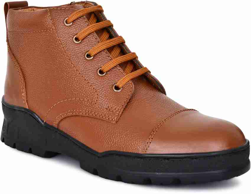 Police chukka clearance boots