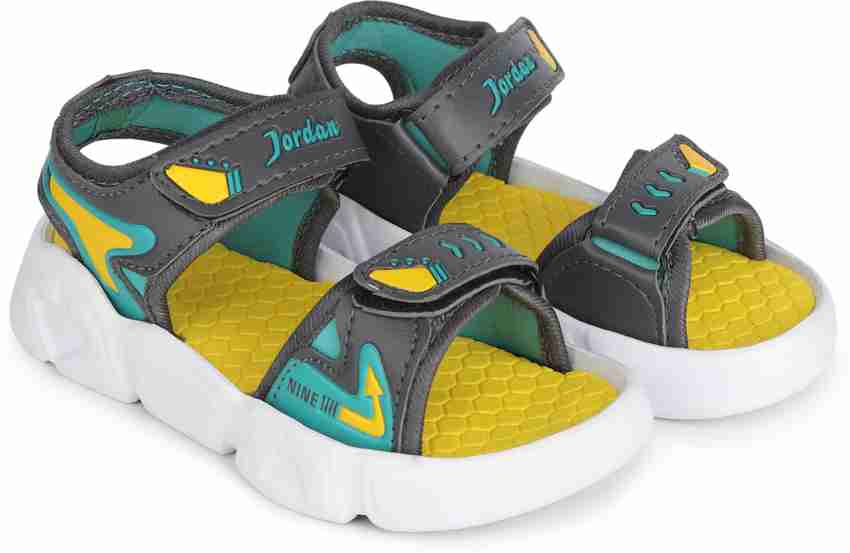 Toddler boy jordan sandals shop