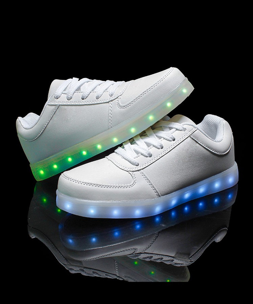 Light online shoes flipkart
