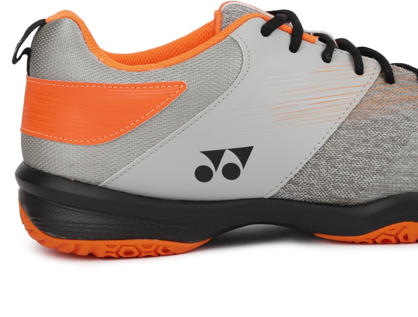 Yonex wide hot sale badminton shoes