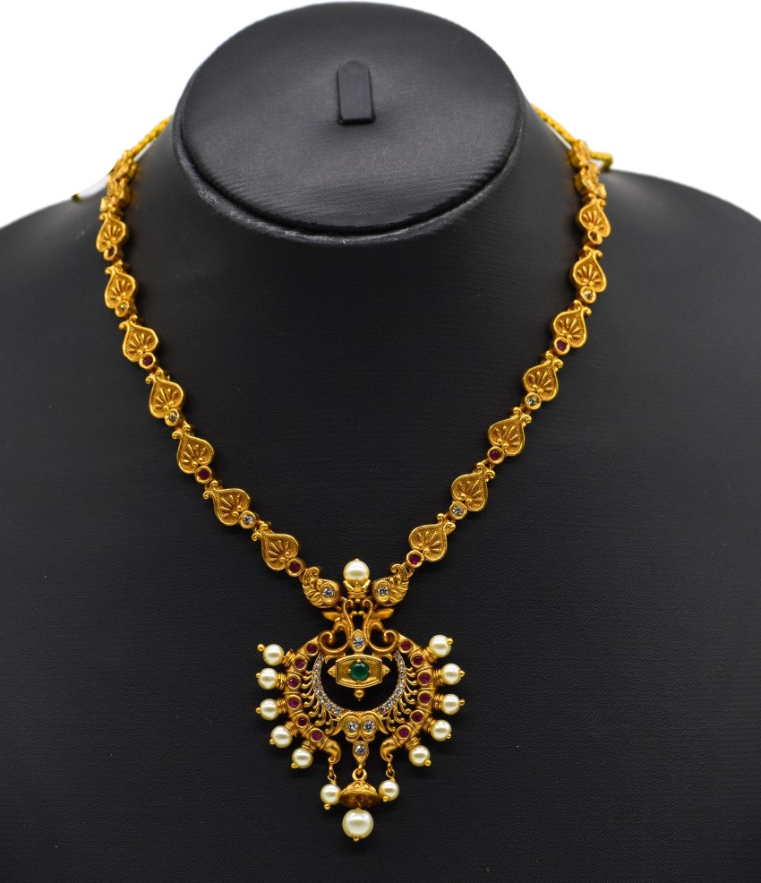 Gold bib hot sale necklace fashion