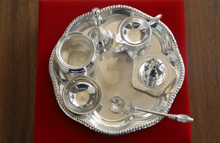 Flipkart SmartBuy Brass Silver Plated Om Design 7 Pcs. Pooja Thali set for  Festive Occasions Brass Price in India - Buy Flipkart SmartBuy Brass Silver  Plated Om Design 7 Pcs. Pooja Thali