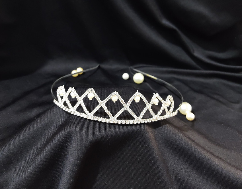 Diamond deals headband crown