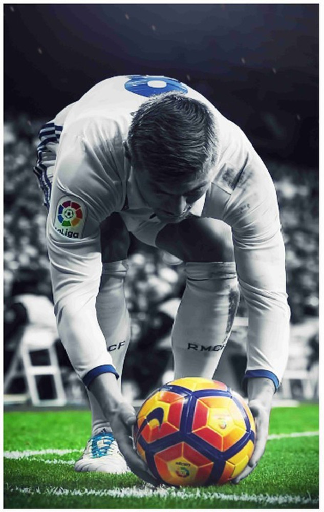 Toni kroos boots 219 hot sale