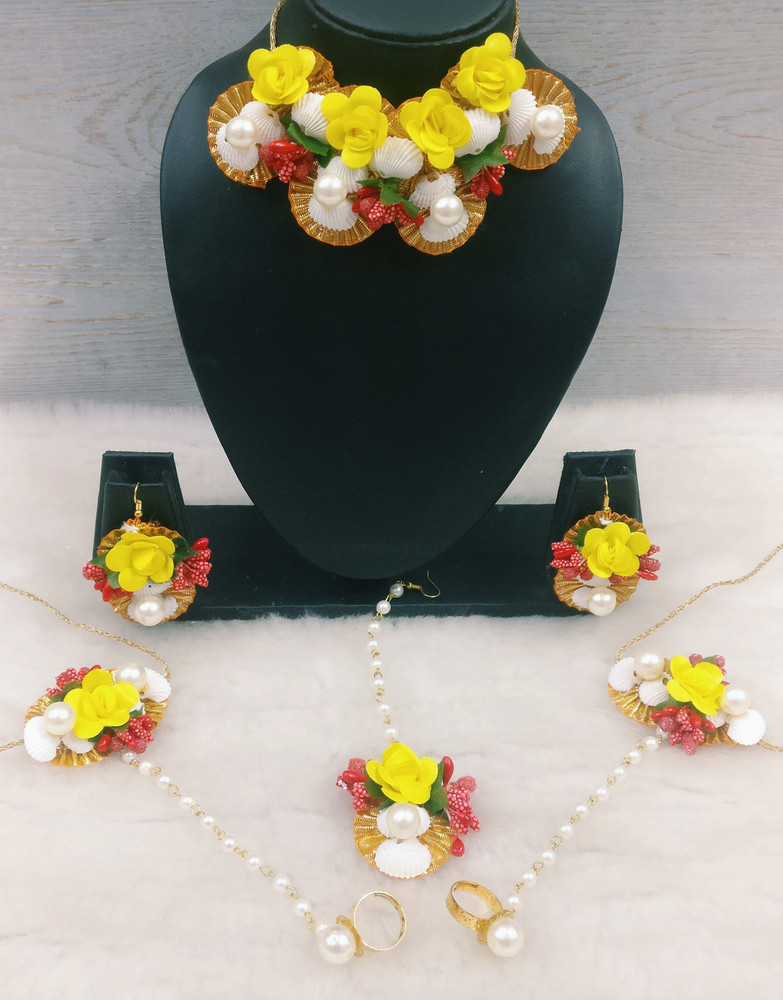 Flower jewellery sale online flipkart