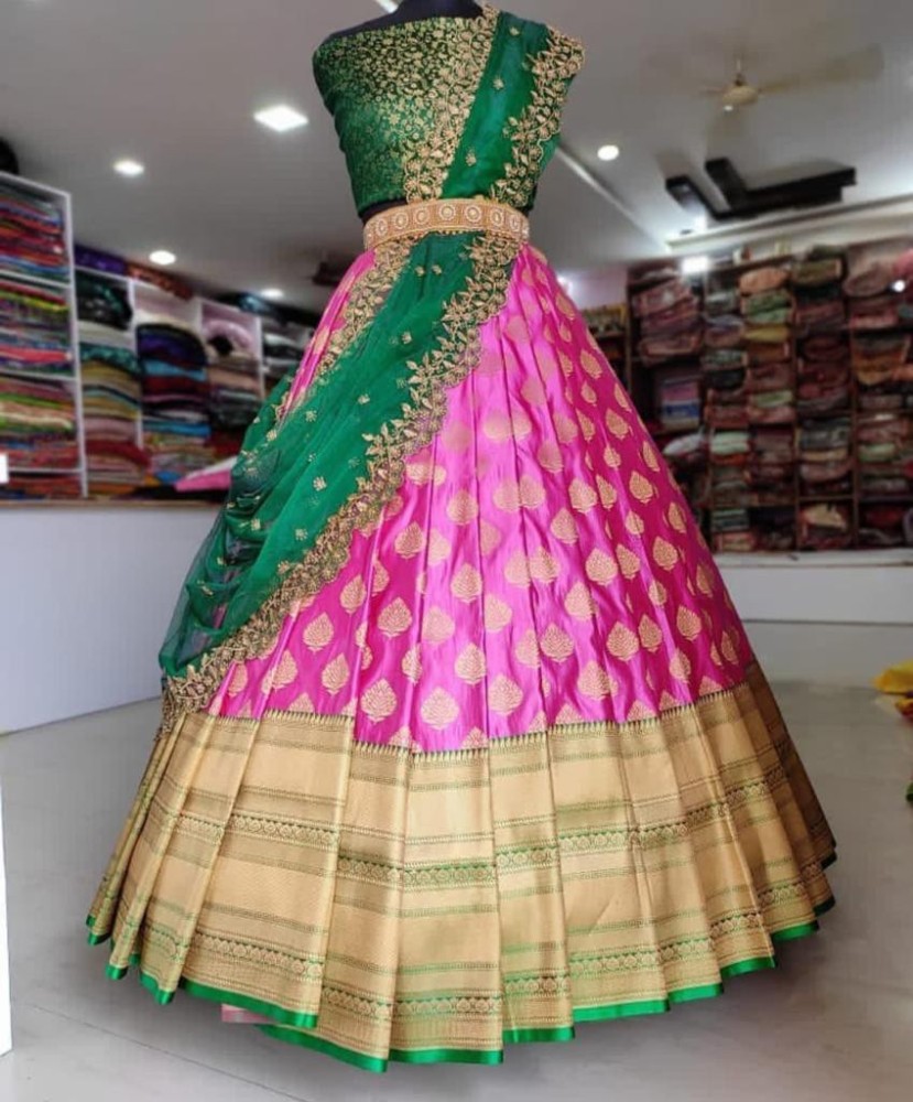 Embroidered, Self Design Bollywood Net Saree (Dark Green) - Fiza Fashions