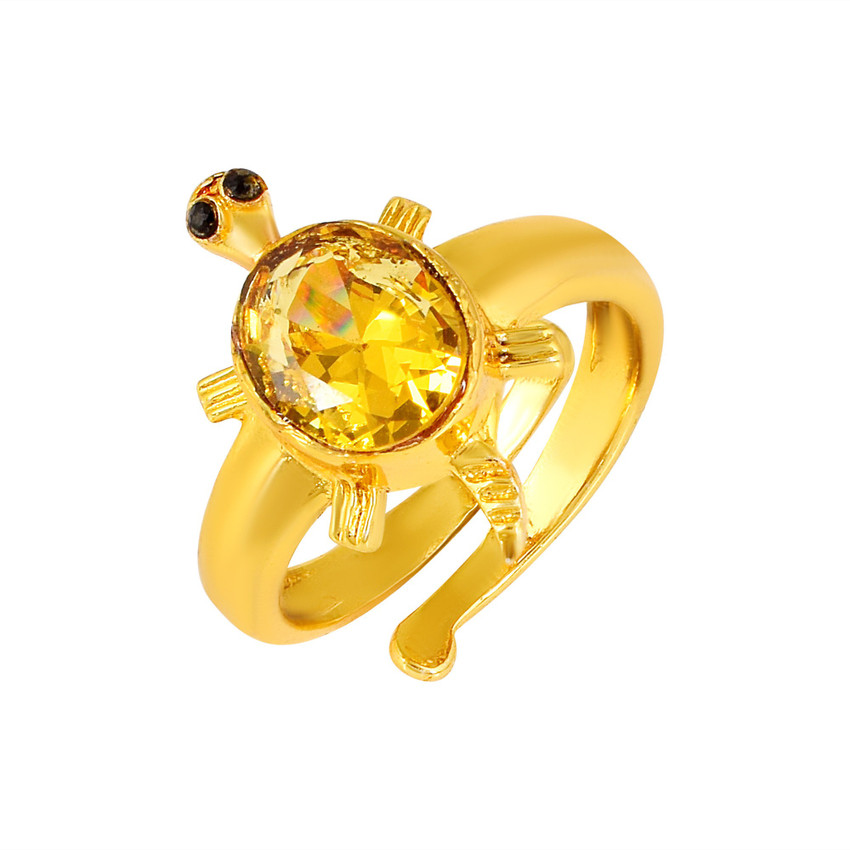 Tortoise ring with outlet yellow sapphire