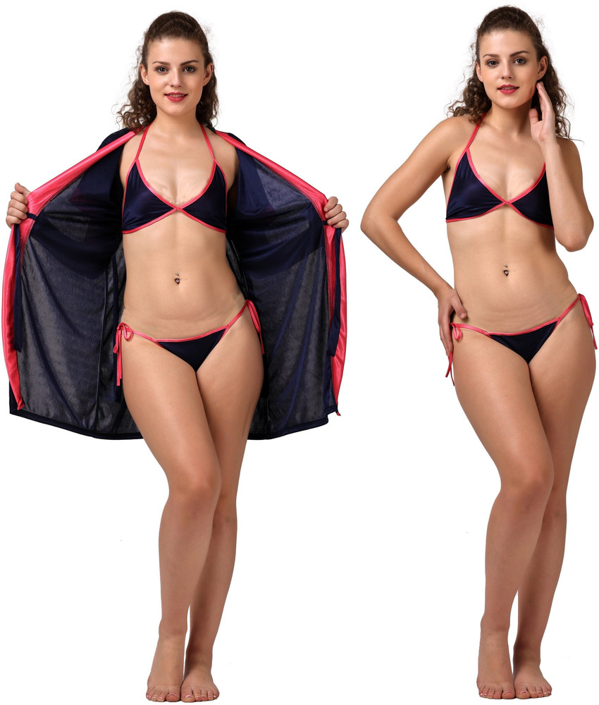 Women robe and deals lingerie set