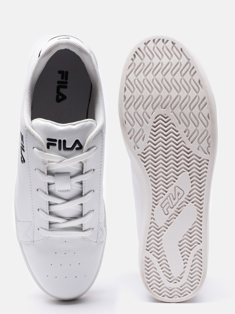 Fila pure white clearance shoes