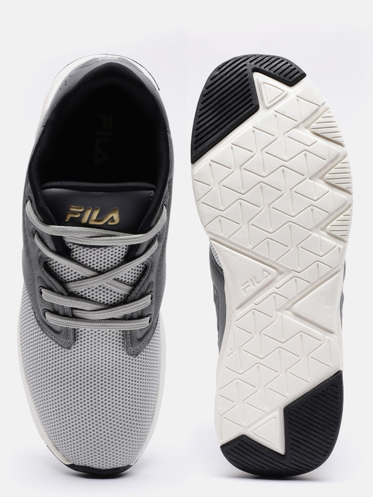 Fila torque grey running hot sale shoes