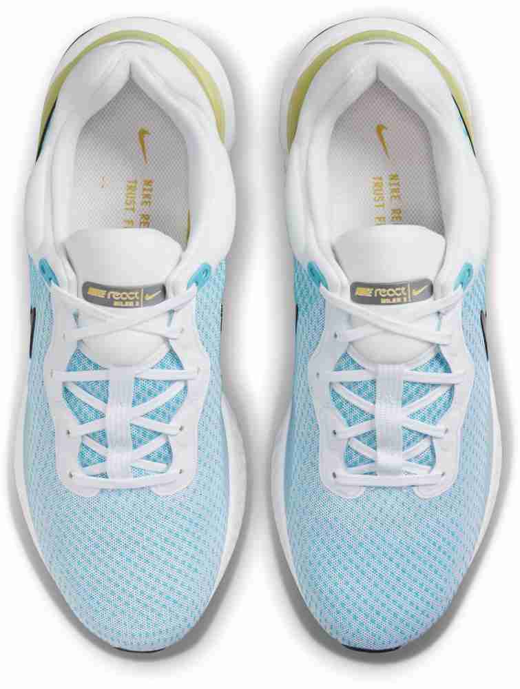 Baby blue 2024 nike react