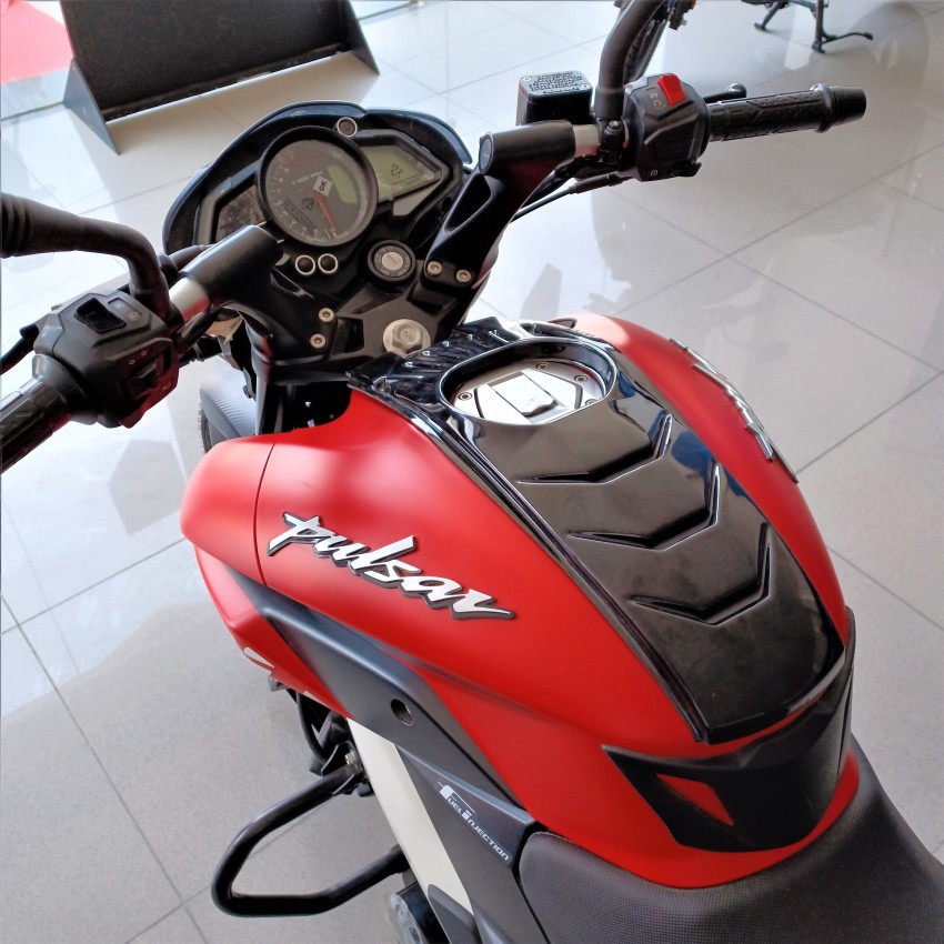 Pulsar ns 200 clearance fuel tank price