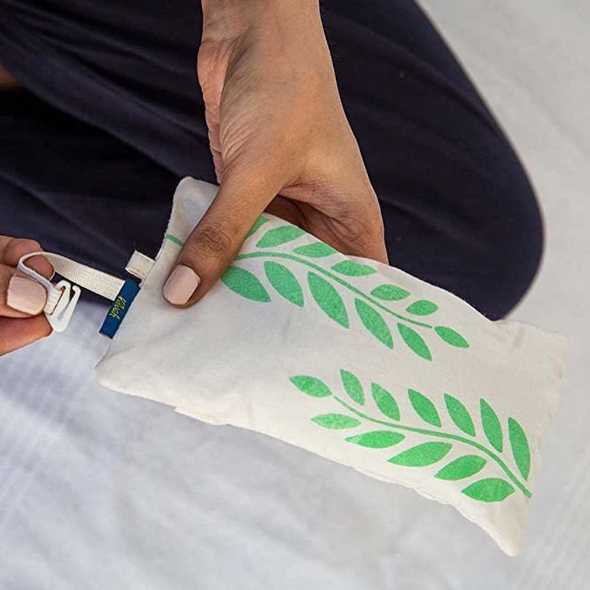 Herbal eye pillow clearance
